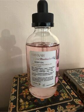 AMINNAH Pink Body Oil Serum - Yum Marshmallow Fluff